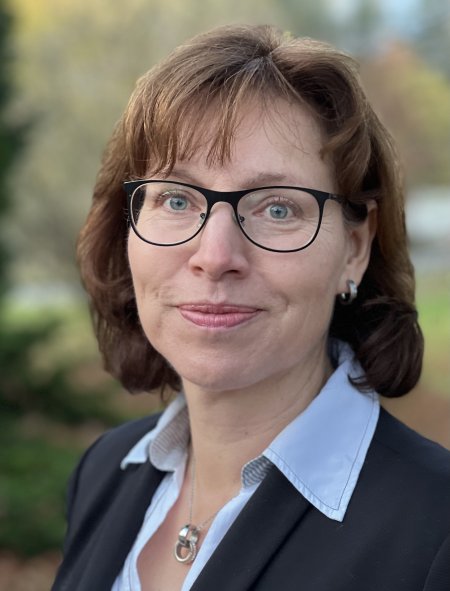 Portrétní fotografie Birgit Wegner, Účetnictví ve společnosti SSC Sägenstahlcenter GmbH